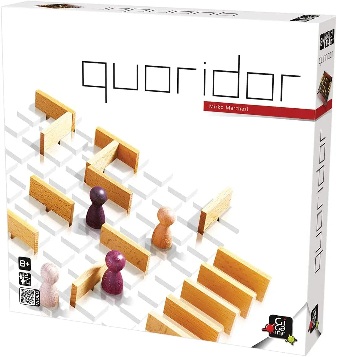 ボードゲーム Quoridor Gigamic 木製戦略ゲーム 世界100万個以上販売実績 シンプルルール 対象年齢8歳以上 プレイ人数2から4人 所要時間15分 高品質木製ボード 木製フェンス20個 木製ポーン4個 収納袋付