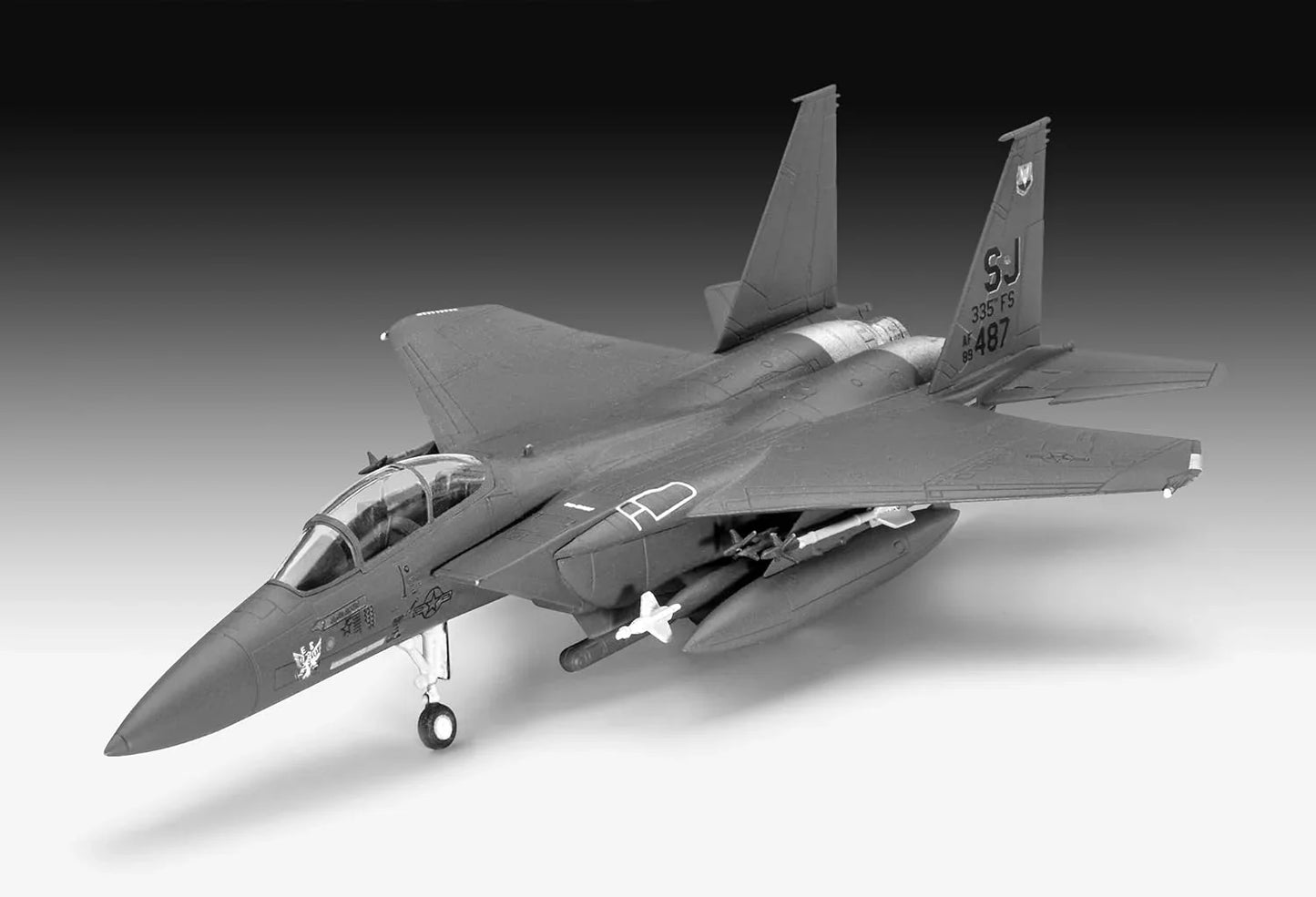 プラスチックモデルキット F-15E ストライクイーグル 爆弾 1/144スケール ドイツ名門Revell 精密再現 迫力シルエット 70パーツ 自由武装組合せ 10歳以上中級者向け 飾りやすいコンパクトサイズ