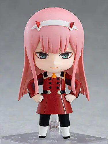 フィギュア DARLING in the FRANXX ゼロツー ねんどろいど グッドスマイルカンパニー PVC ABS 高さ約10cm 表情パーツ三種 ベーコンパーツ 制服ジャケット帽子付き 多彩なポージング可能 デフォルメスタイル 特徴的なピンク髪 赤い角