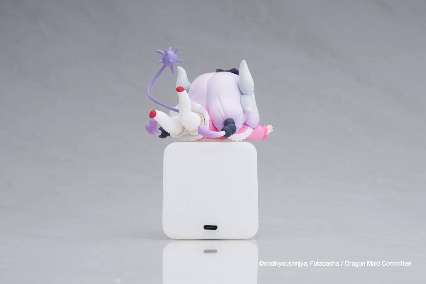 ナイトライト フィギュア 小林 メイドラゴンS カンナ ミニ Apex Toys Crunchyroll コラボ 公式 ライセンス 120mm PVC ABS 充電 USB-C 民族衣装風 並行輸入品