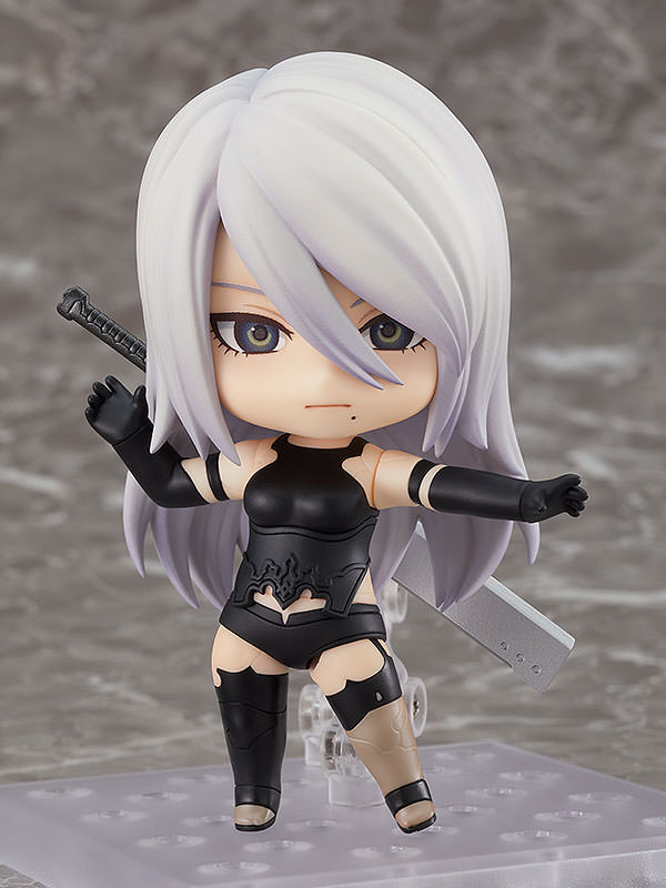 NieR:Automata A2 ヨルハA型二号 ねんどろいど フィギュア アクションRPG スクウェア・エニックス プラチナゲームズ 戦闘アンドロイド 高さ約100mm コンパクトサイズ 表情パーツ3種類 40式剣 40式刀 攻撃エフェクトパーツ付き