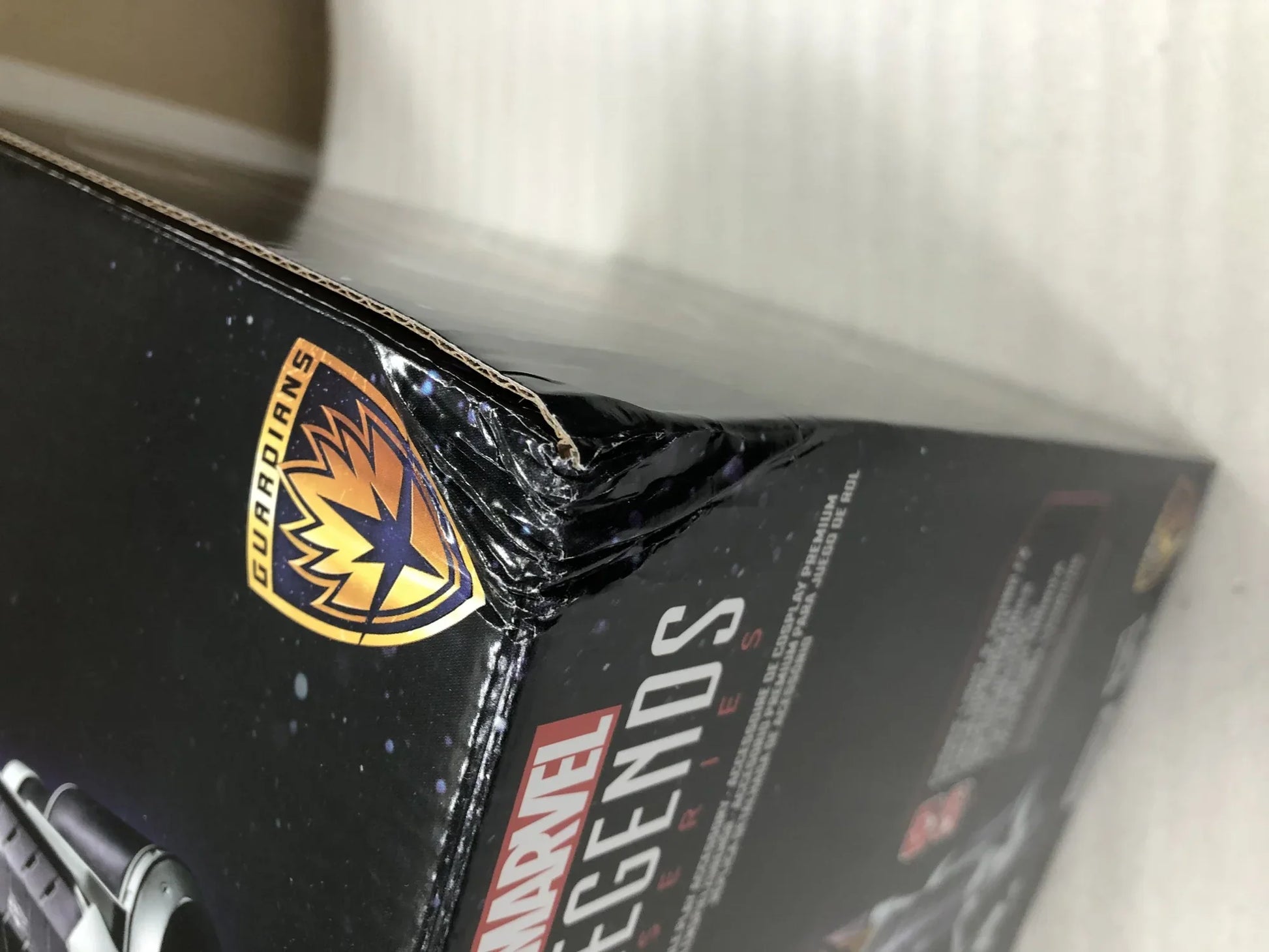 アウトレット品 フィギュア マーベル・レジェンド・スター・ロード・エレクトロニック・ロールプレイ・ヘルメット ガーディアンズ・オブ・ギャラクシー 映画忠実再現 1対1スケール 赤色LEDライト搭載 サウンドエフェクト内蔵