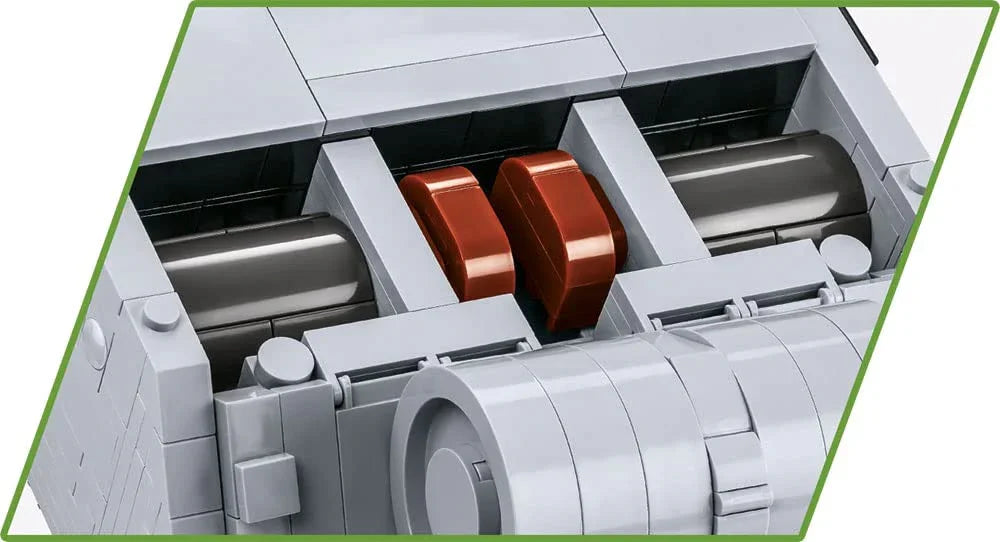 アウトレット品 戦車模型 VIII号戦車 マウス 1/28スケール ドイツ軍モデル Cobi Historical Collection 超重戦車 188tの重量を再現 大型砲塔 128mm主砲 75mm副砲 高品質ヨーロッパ製ブロック 組み立て楽しさ完成満足感 台座付ディスプレイ用