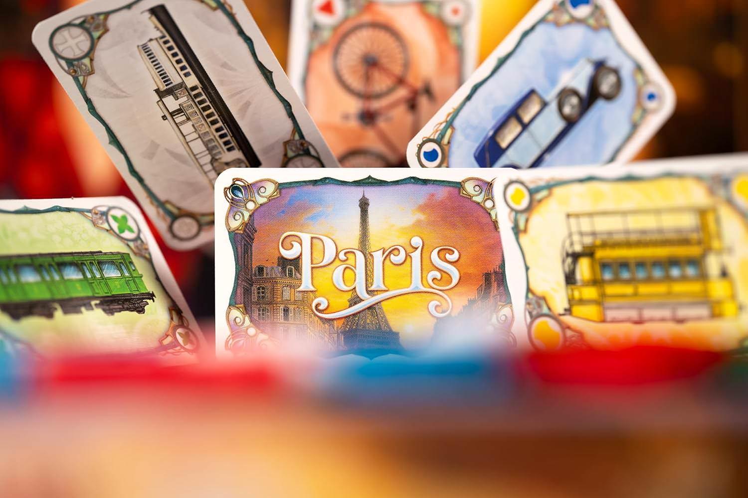 ボードゲーム Ticket to Ride Paris Cities テンポ良い戦略的プレイ 完全版英語版 1920年代パリ街歩き 主要観光地ルート構築 バスネットワーク設計 青白赤カード活用 ボーナスポイント獲得 家族友人団らん向け 2-4人用