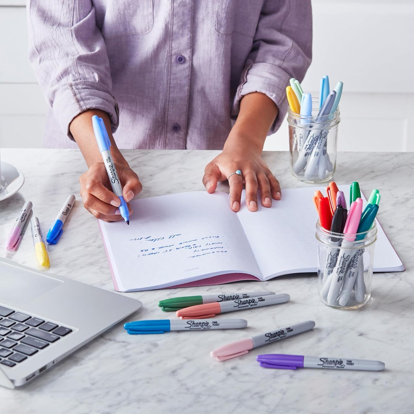 Sharpie Ultimate Collection Permanent Markers, 115-Piece Set, Fine Point and Ultra Fine Point, Two Nib Types, Wide Variety of Colors, Fast-Drying Permanent Ink, Compatible with Paper, Plastic, and Metal, Parallel Import