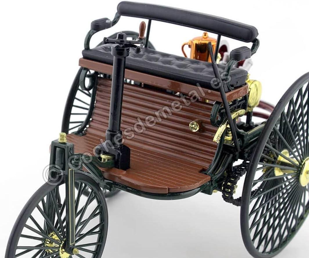 ミニカー ベンツパテント モトールヴァーゲン 1886年モデル ノレブ製 精巧な造形美 木製ボディ スポーク車輪 ハンドルレバー 再現 世界初の自動車 コレクター向け 高品質仕上げ 手のひらサイズ 存在感抜群 インテリア映え 自動車史 自動推進カー