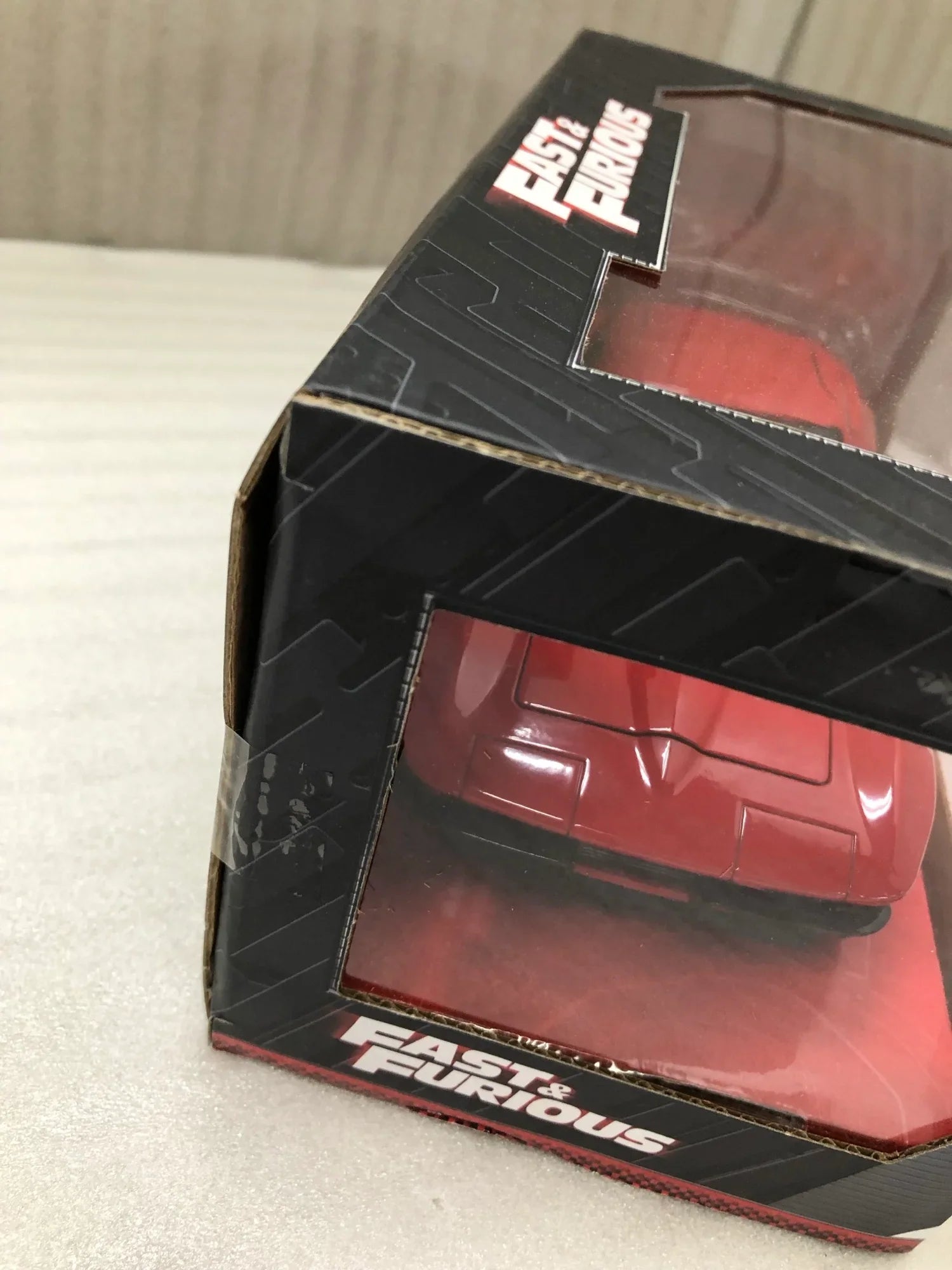 アウトレット品 ミニカー ダイキャスト ミニカー ワイルド・スピード アイスブレイク 大ヒット映画 映画作品 1/24スケール 精密再現 アグレッシブデザイン 大径ホイール 劇中車両 映画ファン向け コレクション アイテム ファン人気 車両モデル