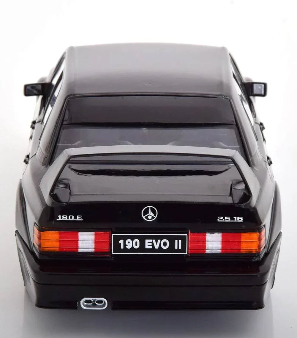 ミニカー メルセデス・ベンツ 190E エボリューションII 1 18スケール DTM 1990年ドイツツーリングカー選手権 レーシングマシン 漆黒ワイドフェンダー 大型リアウイング 精密ディテール再現 レカロスポーツシート サーキット臨場感 コレクション用 限定モデル