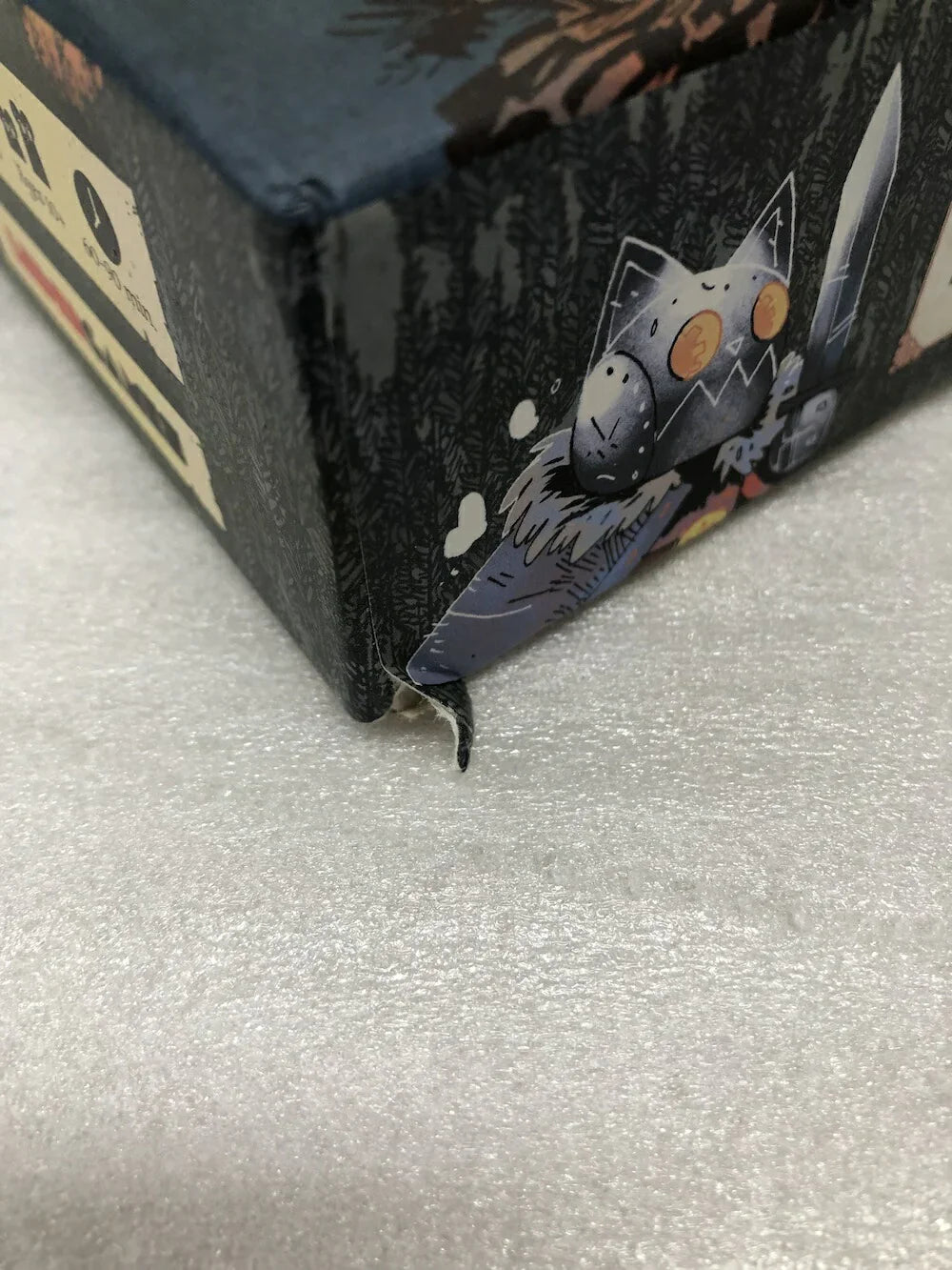 アウトレット品 ボードゲーム Root The Clockwork Expansion Root ブランド Clockwork派閥 多彩な難易度設定 非対称デザイン 自動派閥対戦 AI搭載 ソロプレイ少人数対応 森の覇権争い 独自能力特性カード多数搭載 森林地帯舞台