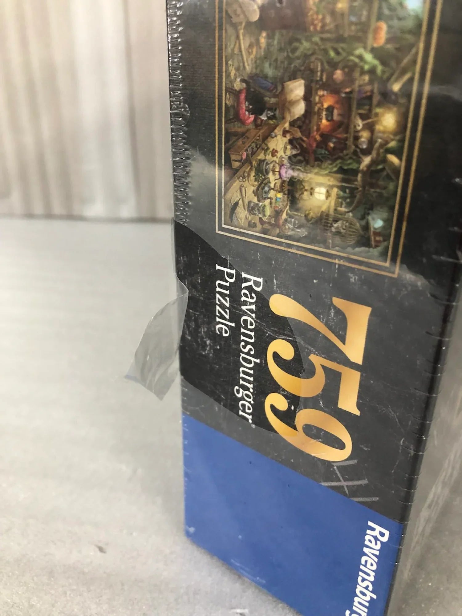 アウトレット品 ジグソーパズル ラベンスバーガー エグジットパズル 魔女の台所 759ピース 謎解き要素含む 家族友人向け 知的エンターテイメント 高品質リネン仕上げ インターロック構造 精密アートワーク 黒猫 魔法薬 数字パターン 解毒剤探索