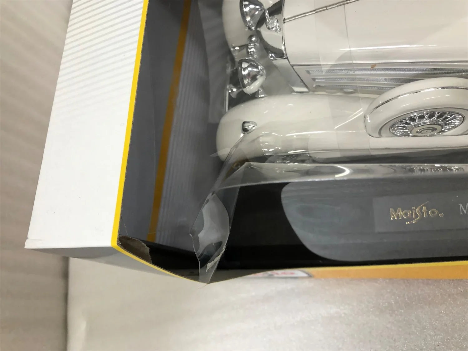 アウトレット品 ミニカー メルセデス・ベンツ 1936年式500K ダイキャストスケールモデル コレクターズエディション 名車クラシックカー 1/18ボディライン精巧再現 重厚感漂うヘッドライトグリルバンパーディテール