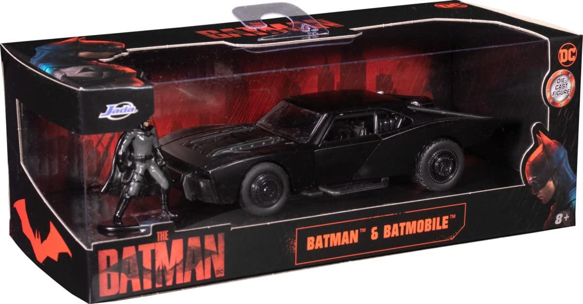アウトレット品 ミニカー JADA TOYS 2022 Batmobile The Batman バットマン 最新作 ザ バットマン 映画公開モデル マットブラック ダイキャスト 1 32スケール 劇中車両 再現 バットマンフィギュア付き 近未来的 アグレッシブデザイン 力強いエンジンフード