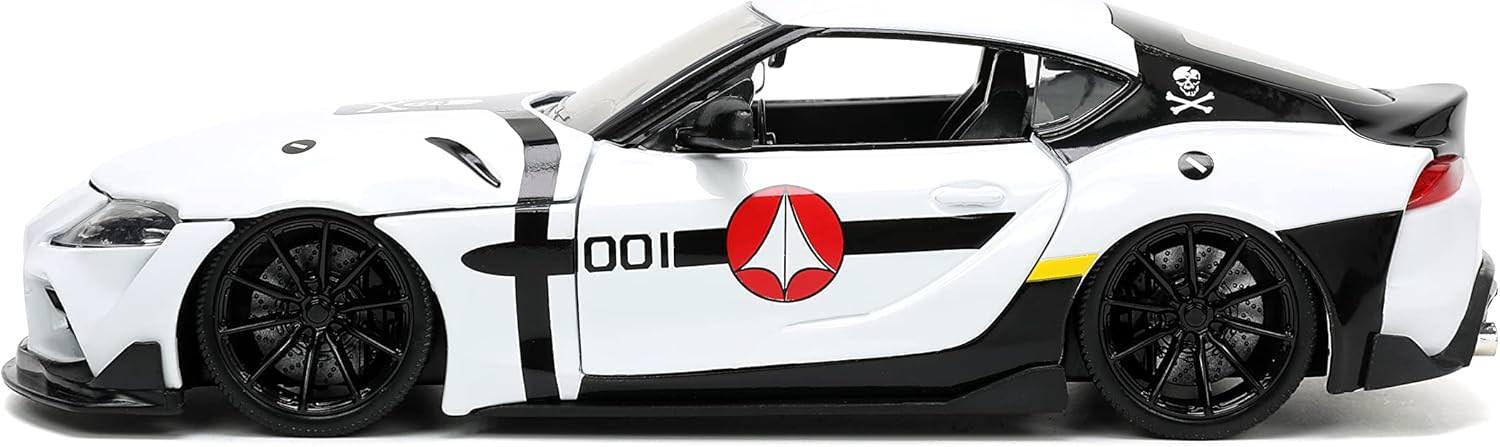 アウトレット品 スケールモデル トヨタ スープラ 2020年モデル ROBOTECH ロイ フォッカー フィギュア付 ダイキャスト製法 重厚質感 細部精密再現 スポーツカー 世界観融合 モータースポーツ ファン コレクション 限定版 アニメ コラボレーション