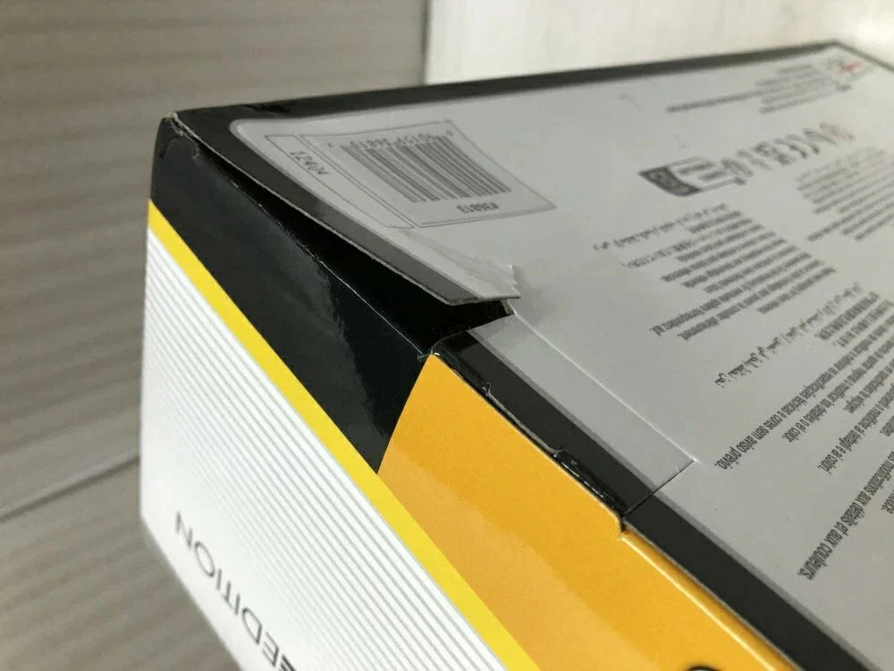 アウトレット品 ミニカー キャデラック エルドラドビアリッツ 1959 1/18 バウアーシュピールヴァーレン 高品質 精巧 再現 テールフィン 豪華 外観 アメリカン ラグジュアリーカー コレクター 自動車愛好家 インテリア ディスプレイ ケース 希少