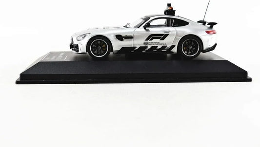 アウトレット品 ミニカー MERCEDES BENZ AMG GTR F1 SAFETY CAR 1:43スケール CMR 2018年モデル 高性能スポーツカー ベース V8ツインターボエンジン 585馬力 0-100km/h加速3.6秒 F1セーフティーカー 特別装備 ライトバー 通信機器 モニター