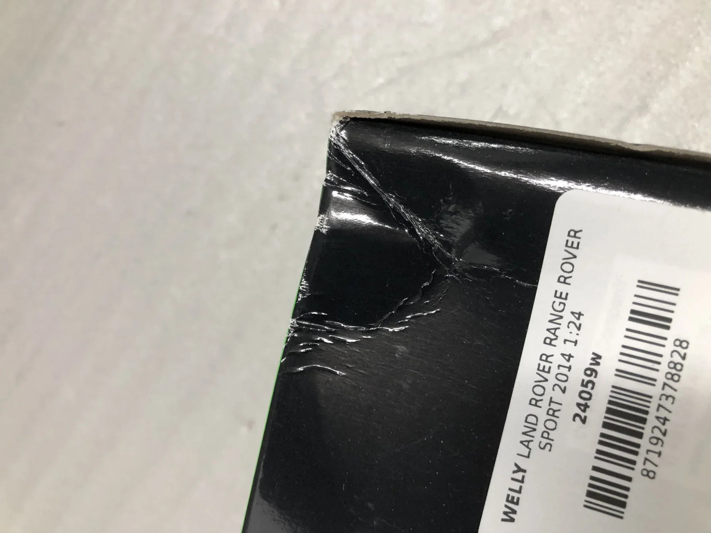 アウトレット品 ミニカー WELLY 1/24 ランドローバー レンジローバー スポーツ ホワイト 完成品 高級SUV ダイキャストモデル 洗練 デザイン 精巧 ディテール コレクション サイズ 手頃 ホワイトカラー 清潔感 インテリア 馴染み プレゼント 模型