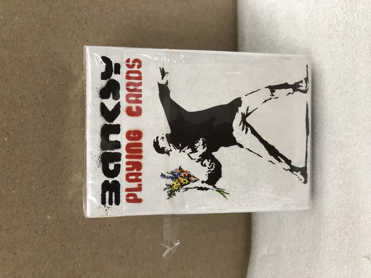 アウトレット品 トランプ バンクシー トランプ アートカード バンクシー ユニークデザイン ハート バルーンガール スペード レーザーレッド ジョーカー ステンシル画 高級紙素材 シャッフルしやすい 手になじむ質感 ゲーム用 アート愛好家 贈り物