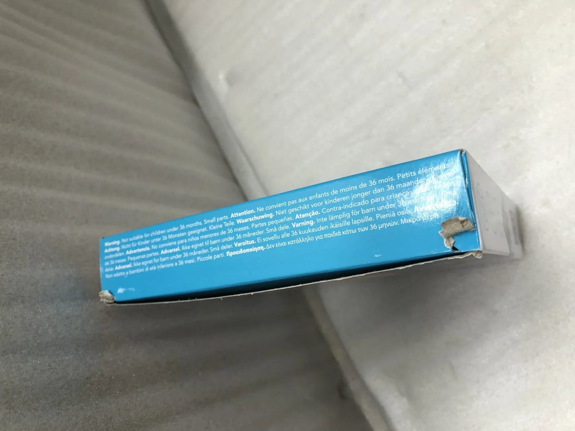 アウトレット品 知育玩具 論理的思考力を鍛える本格パズルゲームIQパープレックスSMART GAMES ベルギー発120問多彩なチャレンジ問題収録コンパクトトラベルケース設計12歳以上対象脳トレゲーム