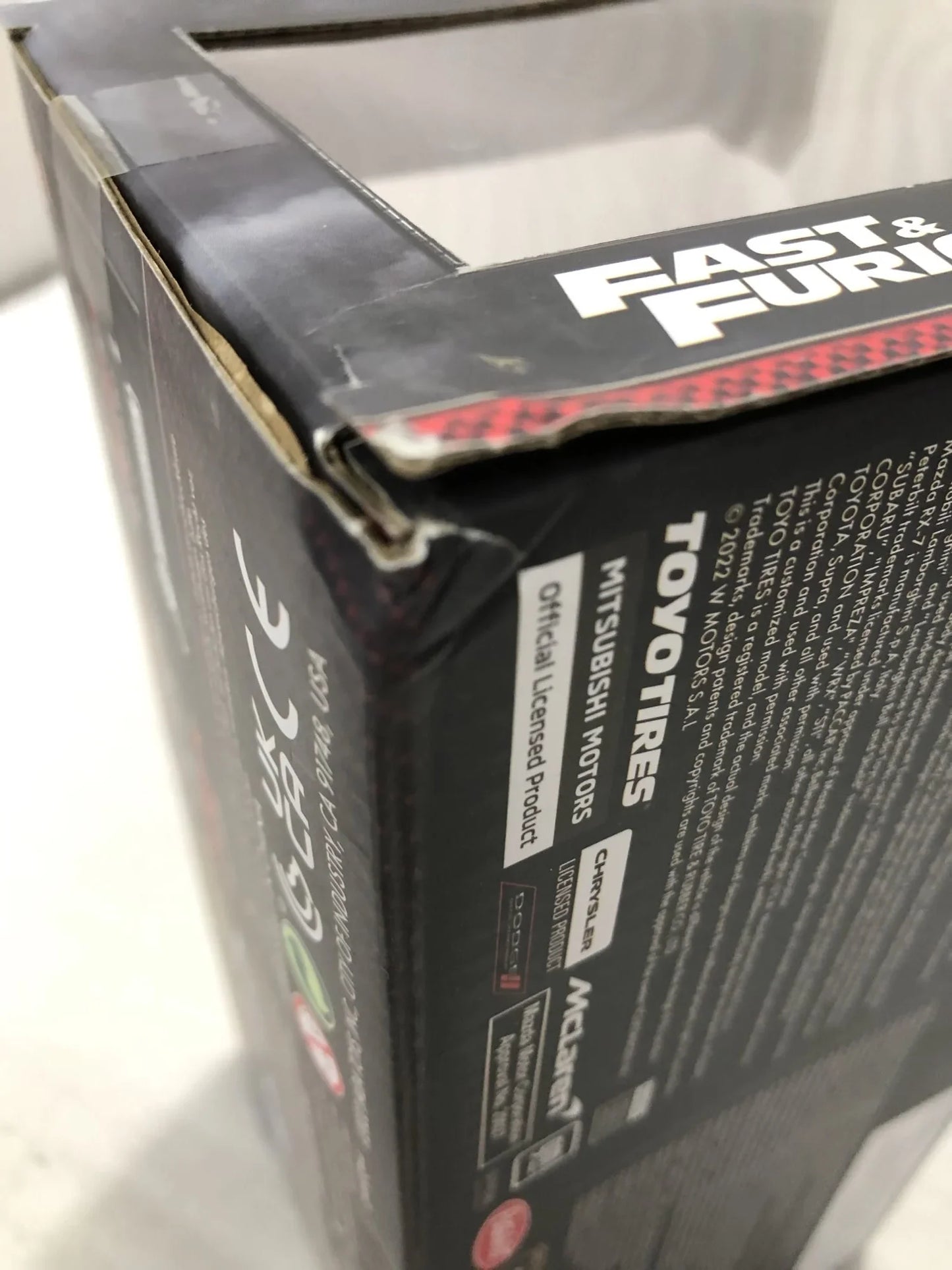 アウトレット品 ミニカー 1969年式ダッジ チャージャー デイトナ Jada Toys 1 24スケール ダイキャストモデルカー ワイルド スピード スカイミッション 映画 アイコニック マッスルカー 巨大ウイング エアロパーツ ホイール 再現 レーシングカー