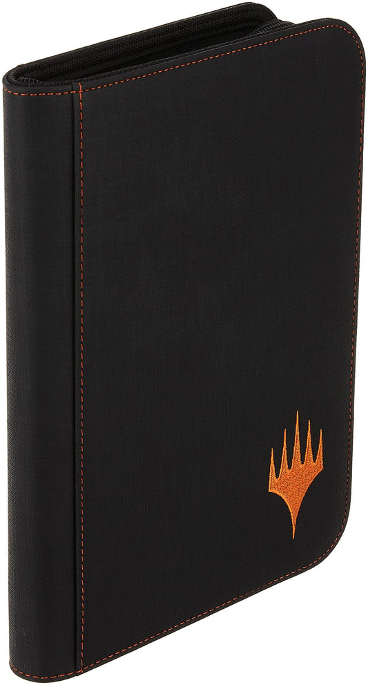 トレーディングカードバインダー Mythic ion 4-Pocket Zippered PRO-Binder Ultra Pro 高耐久合皮素材長期保存対応酸非含有 非PVC採用ジッパー式カード収納160枚ブラックカラー プレインズウォカーロゴ刺繍特別デザイン