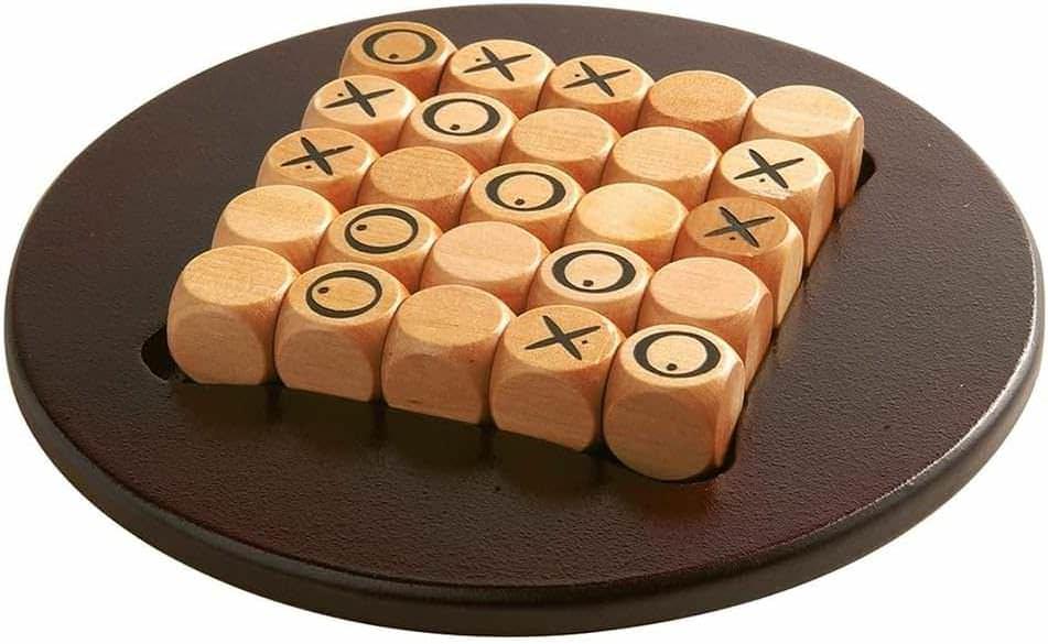 木製ボードゲーム Quixo Mini Gigamic 戦略的 思考力育成 コンパクト サイズ 持ち運び便利 収納バッグ付き 6歳以上 2人から4人対応 チーム戦可能 耐久性高い 木製立方体25個 プッシュプルシステム 短時間対戦 10から15分