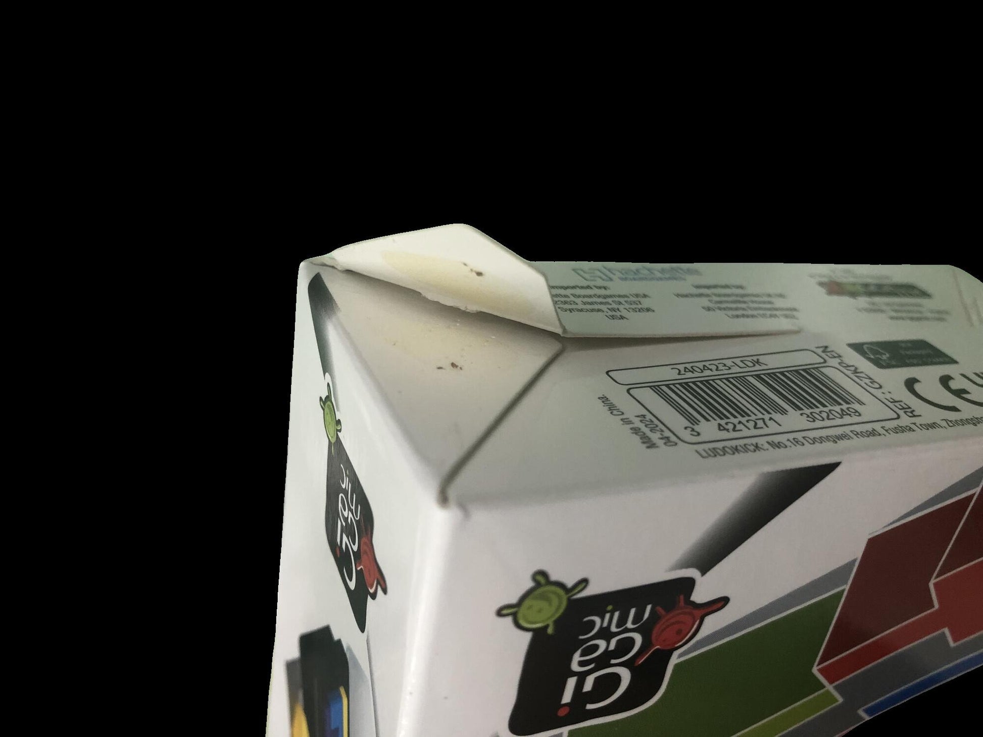 知育玩具 Katamino Pocket Gigamic 世界的に高評価 携帯用パズルゲーム コンパクトサイズ 500種類以上のチャレンジ 論理的思考力 空間認識能力 向上 12個カラフルなペンタミノピース 赤とマルーン色の小ピース