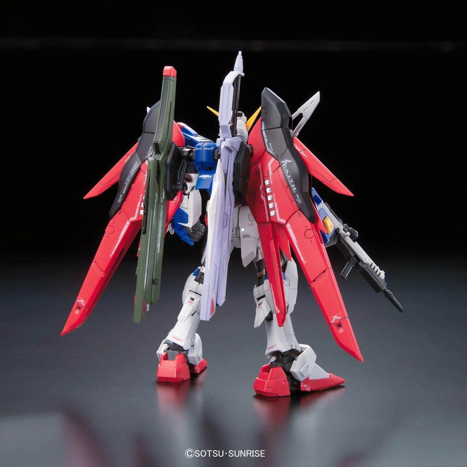 プラモデル 1/144 RG デスティニーガンダム ZGMF-X42S 機動戦士ガンダムSEED DESTINY バンダイ 精密造形 圧倒的造形美 新規外装パーツ 光の翼再現 アドバンスドMSジョイント 可動機構 武装充実 ビームライフル並行輸入品