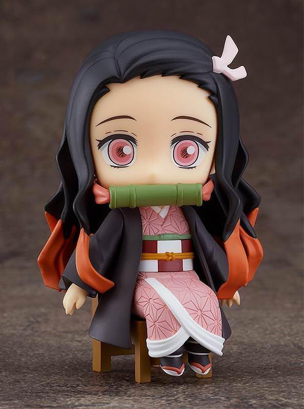フィギュア 鬼滅の刃 竈門禰豆子 ねんどろいど Swacchao！ Good Smile Company コンパクトサイズ高さ約90mm椅子に座った姿ピンク色の瞳竹の口枷市松模様着物精巧再現机テーブル縁飾り可動塗装済みプラスチック製