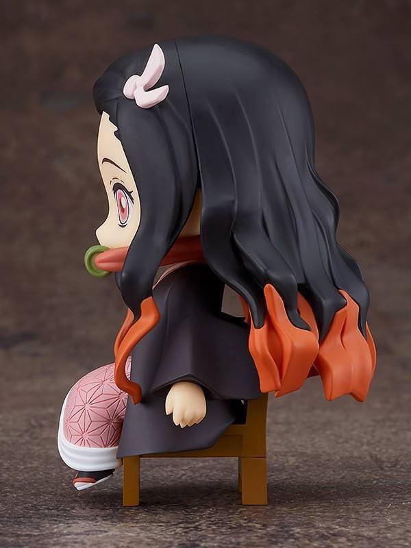 フィギュア 鬼滅の刃 竈門禰豆子 ねんどろいど Swacchao！ Good Smile Company コンパクトサイズ高さ約90mm椅子に座った姿ピンク色の瞳竹の口枷市松模様着物精巧再現机テーブル縁飾り可動塗装済みプラスチック製