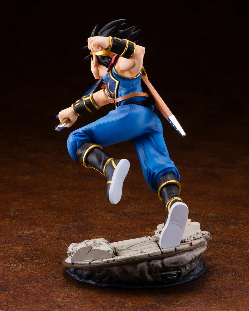 フィギュア ダイ ドラゴンクエスト ダイの大冒険 Kotobukiya ARTFX J 1/8スケール 主人公 魔王復活 立ち向かう モンスター育て 三条陸原作 稲田浩司作画 約180mm 腕腰可動 LED 竜の紋章光る USBケーブル付属 並行輸入品