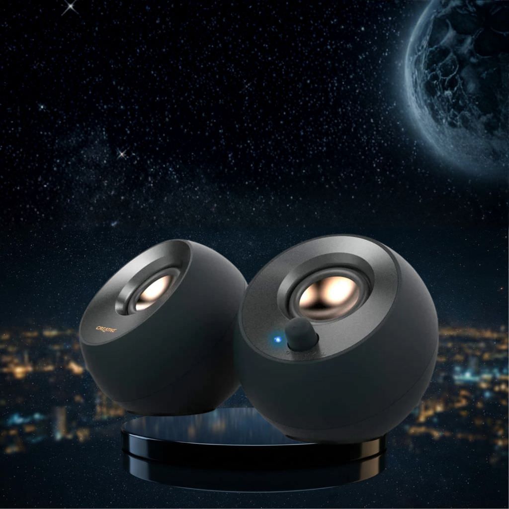 スピーカー Creative Pebble V2 Creative コンパクトパワフル2.0チャンネルUSB-Cデスクトップ 約11cm球形状50mmフルレンジドライバーパッシブラジエーター高出力16W高耐久ABSプラスチック設計モダンデザインブラック安定感340g 並行輸入品