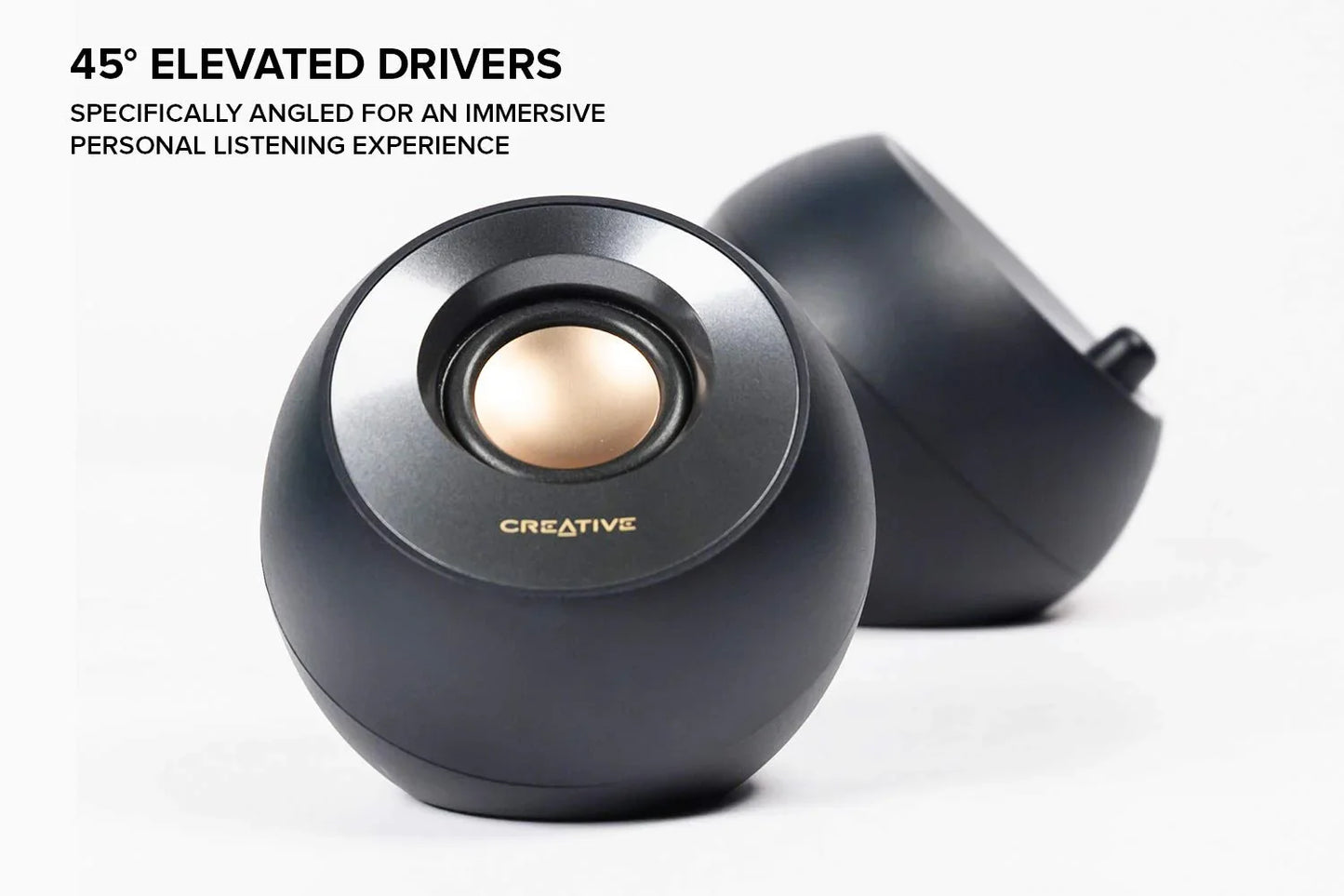 スピーカー Creative Pebble V2 Creative コンパクトパワフル2.0チャンネルUSB-Cデスクトップ 約11cm球形状50mmフルレンジドライバーパッシブラジエーター高出力16W高耐久ABSプラスチック設計モダンデザインブラック安定感340g