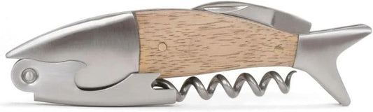 コルクスクリュー Kikkerland ライトウッド フィッシュ ワインオープナー 魚型デザイン 多機能コルク抜き ホイルカッター付き ステンレススチール製 木製ハンドル コンパクト 軽量 持ち運びやすい 約130g ユニークで実用的な３WAY仕様