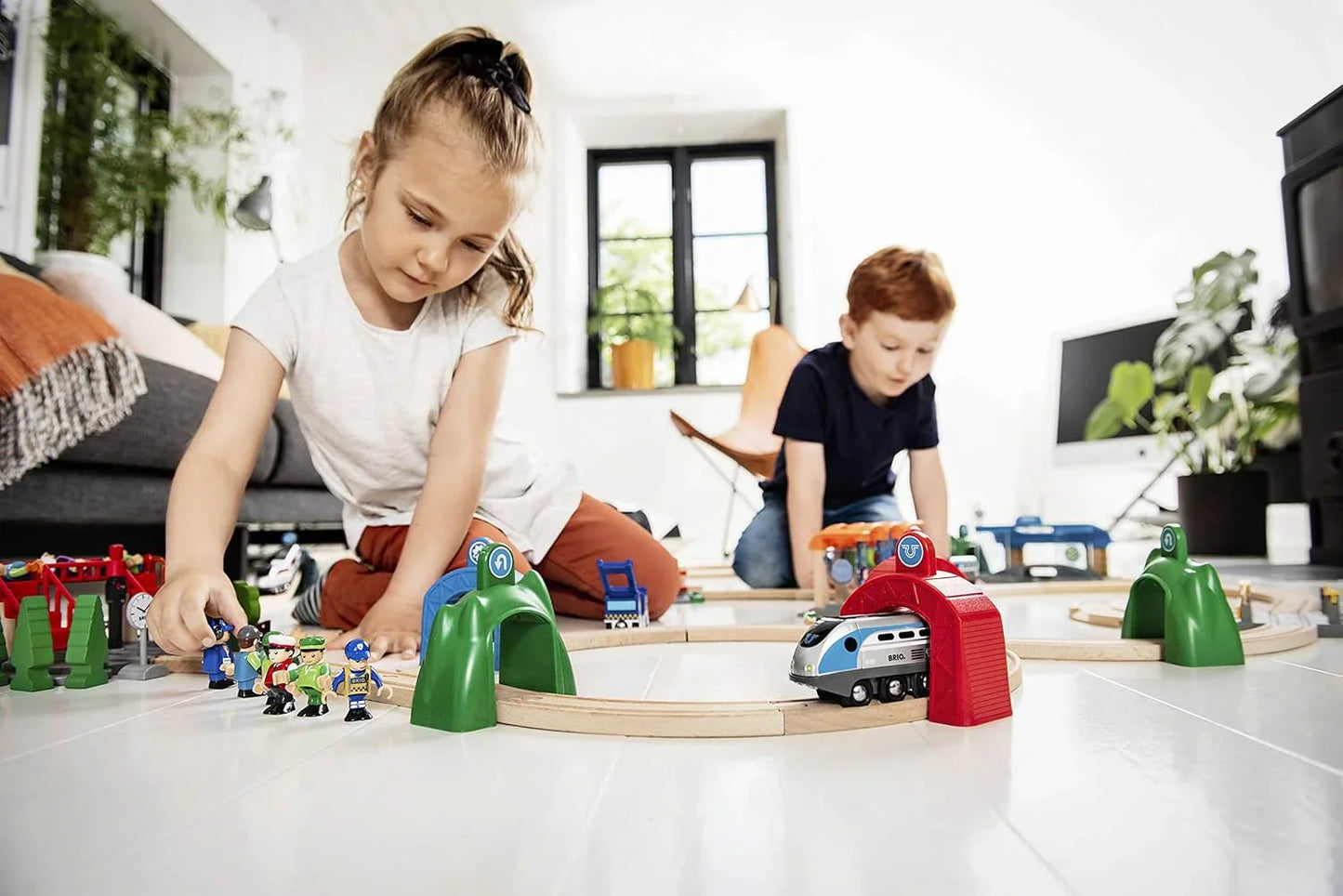 知育玩具 BRIO スマートテックアクショントンネルパック BRIO 木製レールシリーズ スマートテクノロジー搭載 亀ウサギアイコントンネル対応 自動感知制御 学習遊び 創造的思考育成 FSC認証安全素材 3歳以上対象 並行輸入品