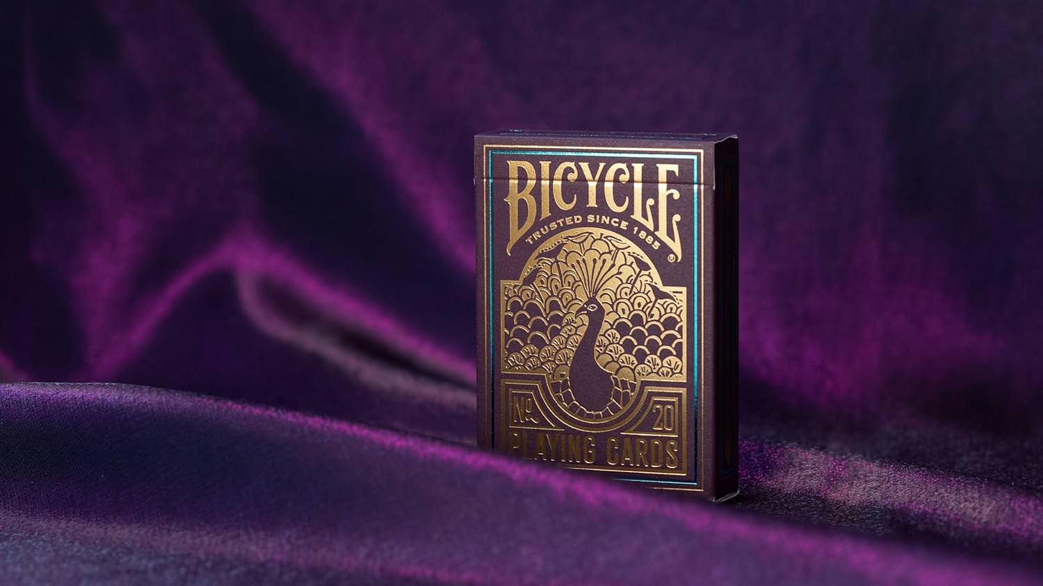 トランプ Bicycle Purple Peacock Playing Cards Bicycle社 カードコレクター カードゲーム マジック コールドフォイル技術 エアクッション仕上げ ロイヤルパープル ディープブルー ゴールド 孔雀 アートワーク 英語版 日本語説明書なし