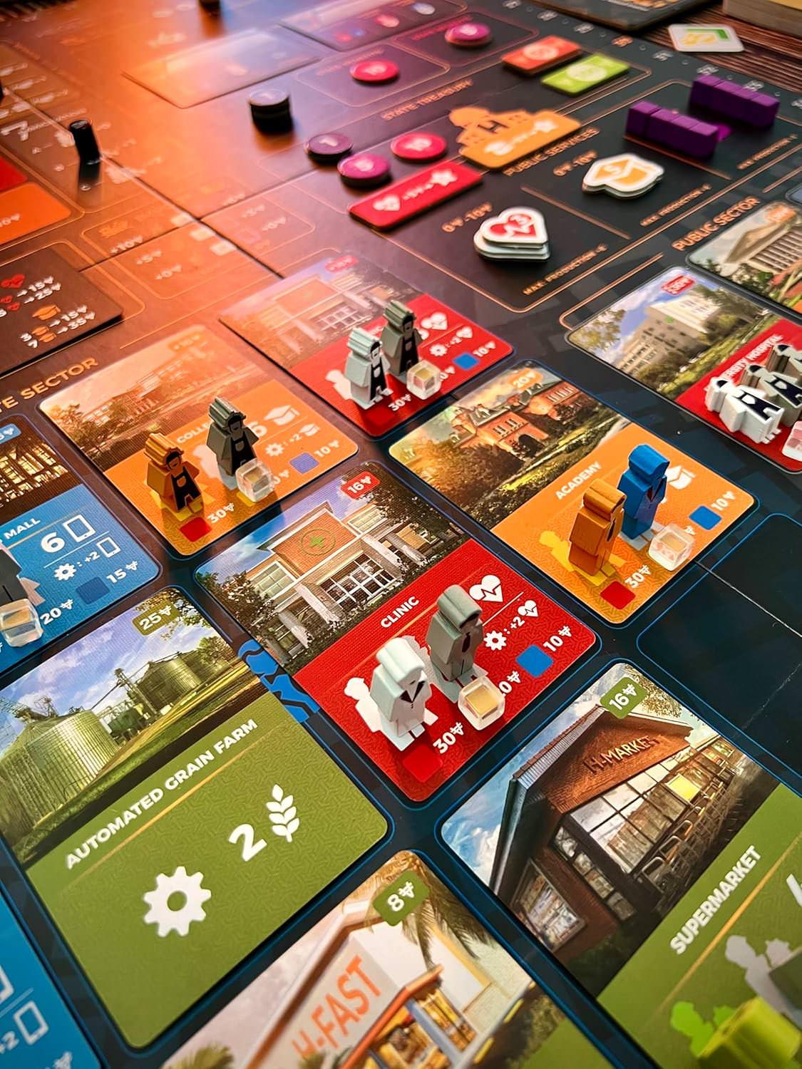 ボードゲーム Hegemony ヘゲモニー 非対称政治経済カードドリブンゲーム 社会多層構造再現 労働者階級 中産階級 資本家階級 国家担当 戦略的選択 投票政策ゲーム 複雑インタラクティブ プレイ90分以上英語版 日本語説明書なし