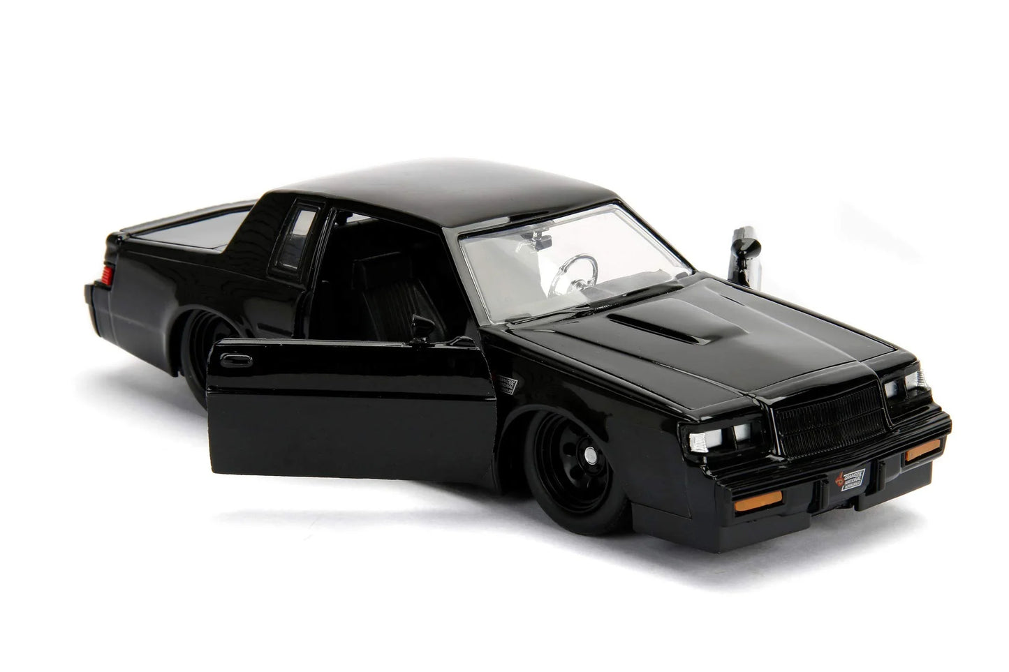 ミニカー ビュイック グランド ナショナル 1/24 スケール ジャダトイズ Jada Toys ワイルドスピード 伝説の名車 漆黒のボディ 高精細造形 映画再現 ファン必見 コレクション向け クラシックカー 愛好家向け 人気モデル 限定仕様 圧倒的存在感