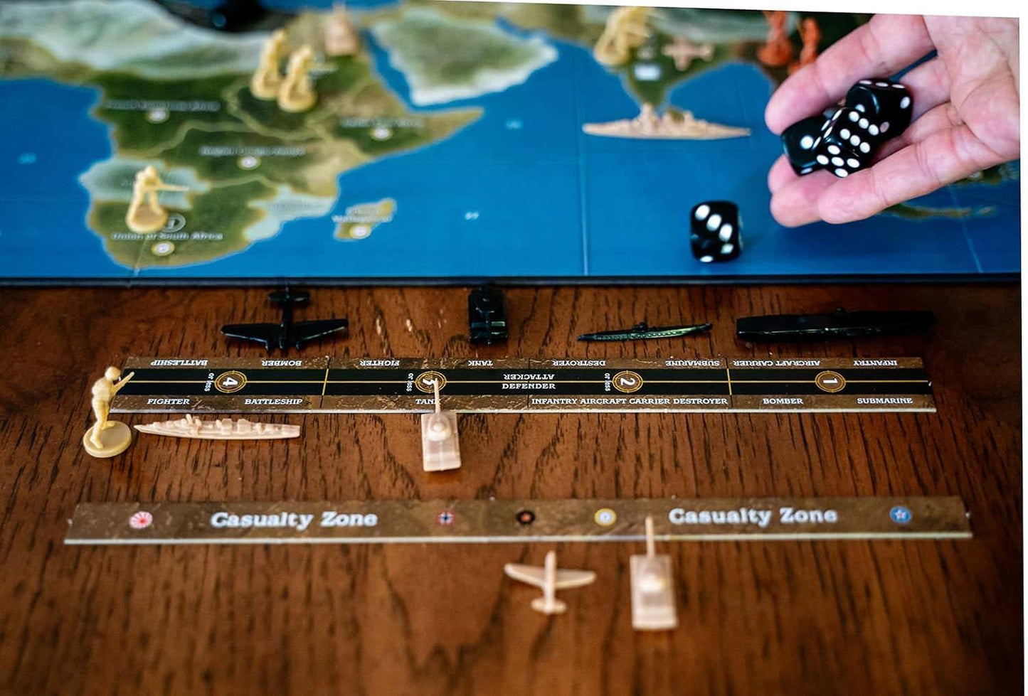 戦略級戦争ボードゲーム Axis Allies 1941 Second Edition 第二次世界大戦 2-5人用 歴史戦略ゲーム 160体プラスチック製ミニチュア 新デザイン彫刻ユニット 英語版 日本語説明書なし