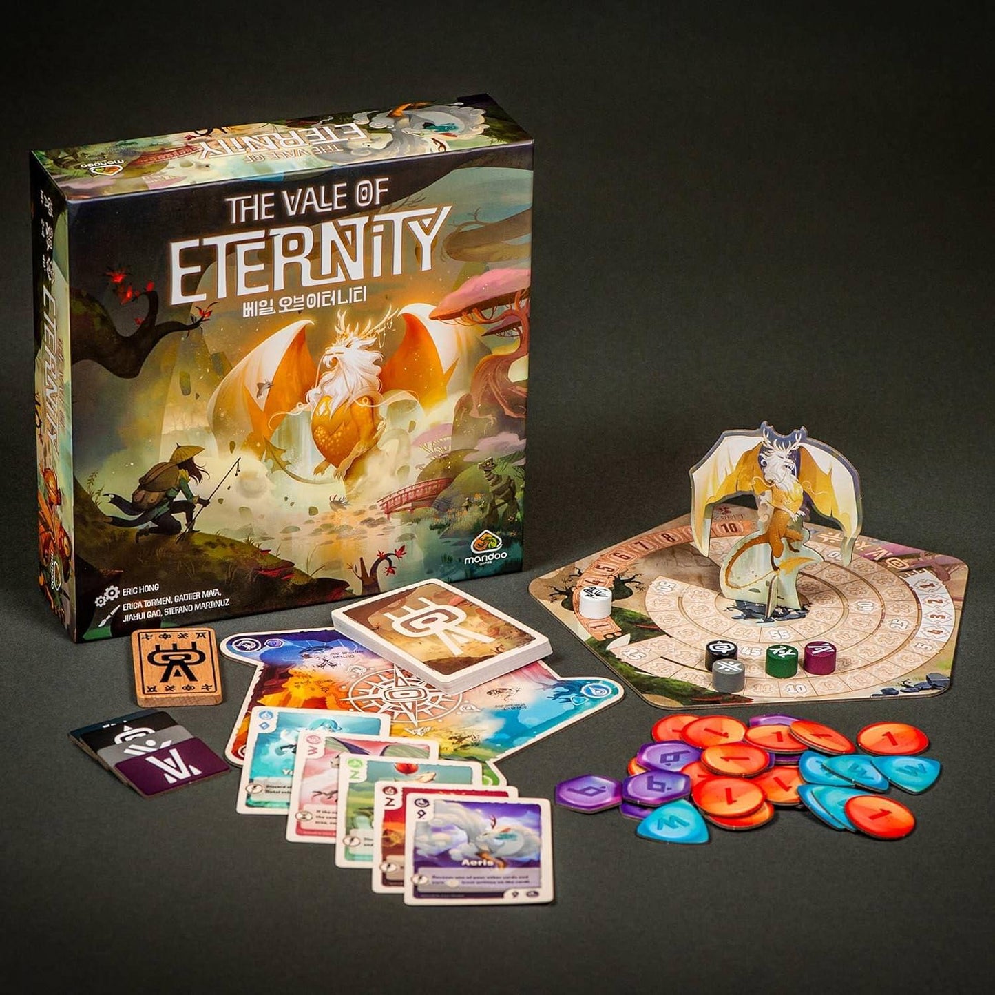 カードゲーム The Vale of Eternity 神話世界カードゲーム 70種類クリーチャー ドラゴン捕獲 戦略的カードドラフト 2-4人用 14歳以上 40分プレイ 英語表記 テイマー冒険 オープンドラフティング セットコレクション 英語版 日本語説明書なし