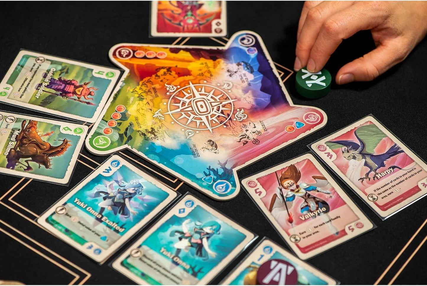 カードゲーム The Vale of Eternity 神話世界カードゲーム 70種類クリーチャー ドラゴン捕獲 戦略的カードドラフト 2-4人用 14歳以上 40分プレイ 英語表記 テイマー冒険 オープンドラフティング セットコレクション 英語版 日本語説明書なし