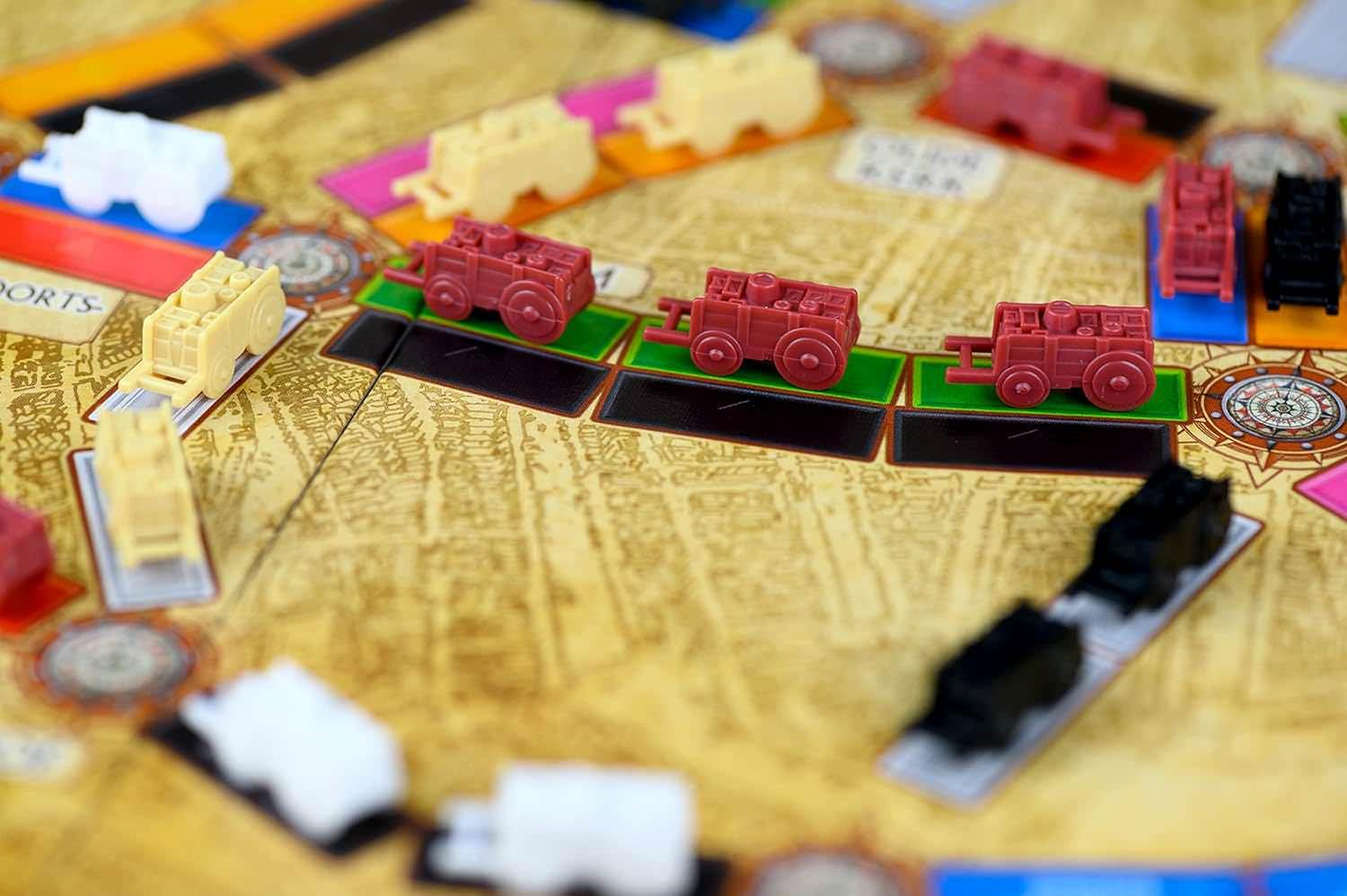 ボードゲーム Ticket to Ride Amsterdam アムステルダム 商業ネットワークボード 15分 プレイ コンパクトサイズ 持ち運びやすい 初心者から愛好家まで対応 戦略的思考力育成 家族向け マルチプレイヤー対応 8歳以上推奨 
