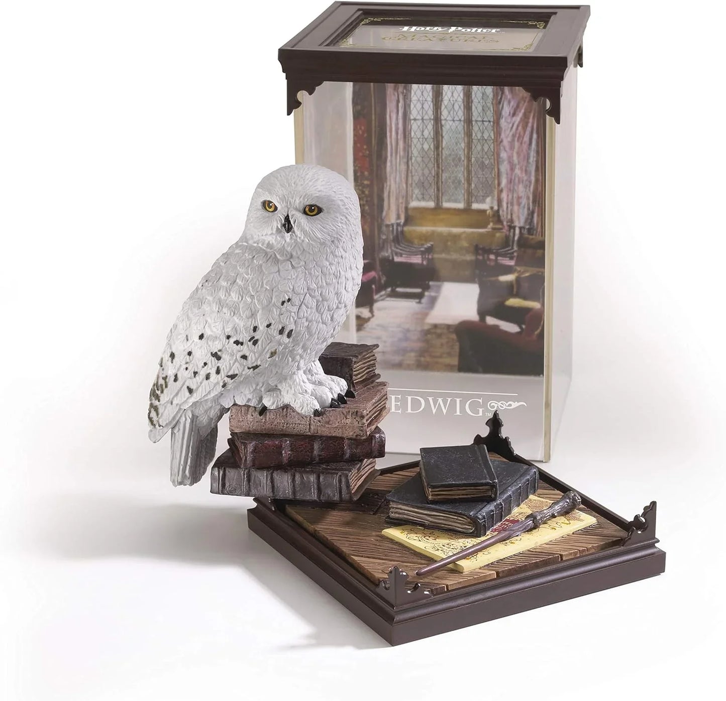 魔法生物コレクション ヘドウィグ ノーブルコレクション 白い雪フクロウ ハリー・ポッターシリーズ 忠実な使者 魔法界と人間界をつなぐ伝書使い 約18cm高さ 手作業塗装 精巧フィギュア 魔法使いの絆の象徴 並行輸入品