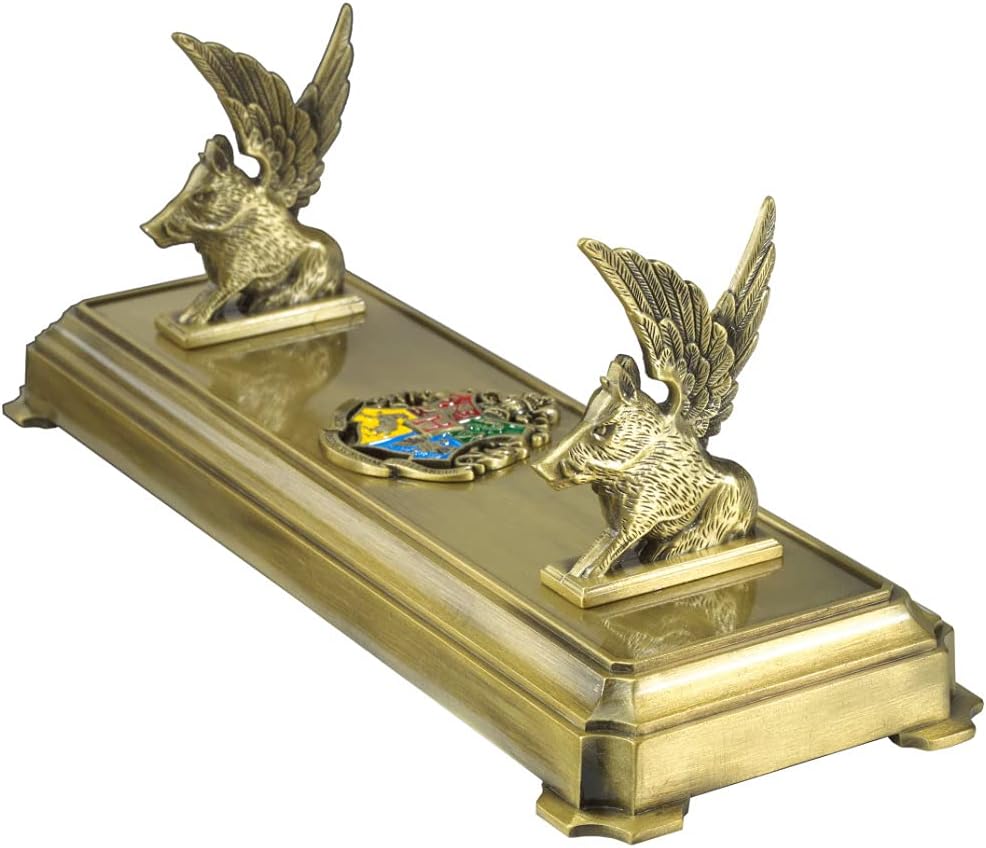 ホグワーツ魔法杖スタンド ホグワーツ魔法魔術学校モチーフ ダイキャストメタル製 ゴールドカラー コレクターズアイテム 翼を持つ像2体 魔法杖用スペース付き ハリー・ポッター限定アイテム