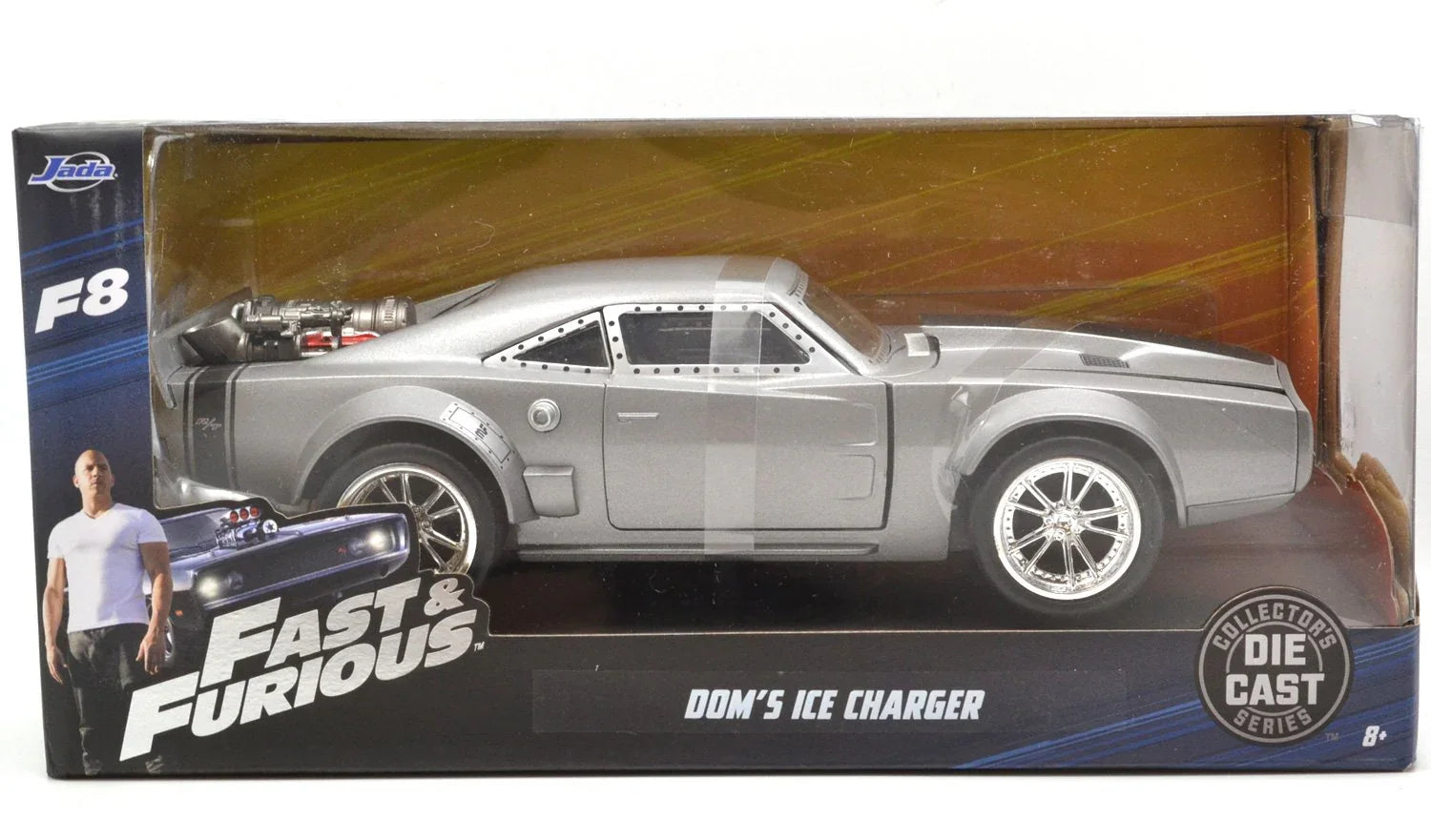 ダイキャストミニカー ダッジ アイスチャージャー 1/24スケール ワイルドスピード 主人公ドミニク 愛車 精巧再現 大径ホイール オーバーフェンダー エアロパーツ インテリア細密造形 コレクション撮影向け 精巧仕上げ マッスルカー好き向け