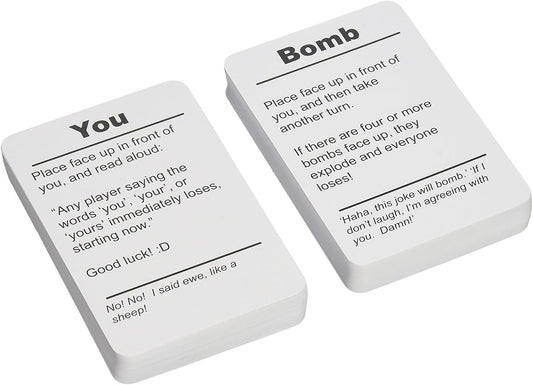 カードゲーム We Didn't Playtest This at All Asmadi Games 予測不可能 理不尽 笑い 混沌 勝利条件 短時間 パーティーゲーム 友人 家族 機転 運 白紙カード オリジナルカード作成 拡張カードセット 混沌パック ミニゲーム ドラゴン カード効果