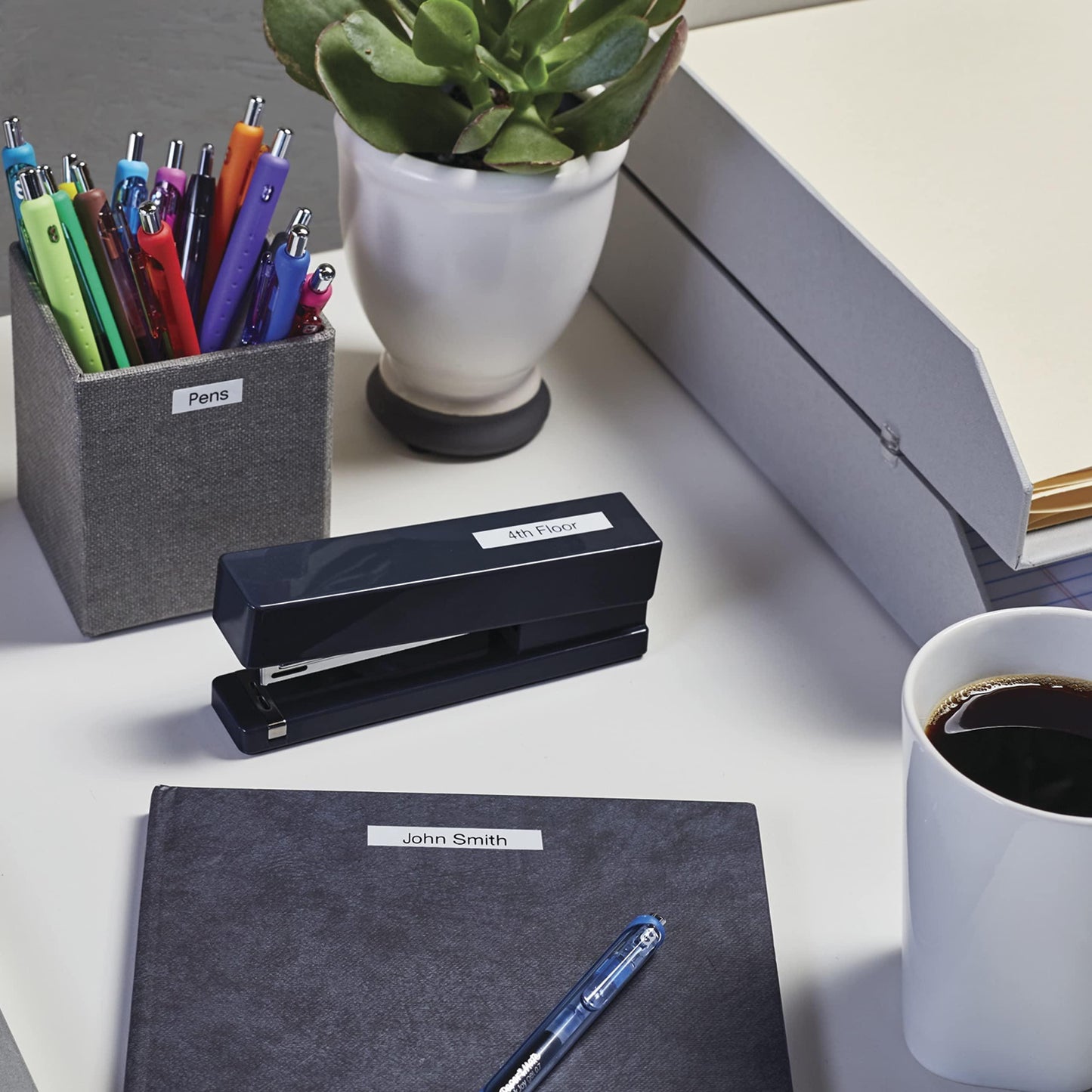 ラベルメーカー DYMO LabelManager 160 ポータブルラベルメーカー コンパクト設計 コードレス 6種類フォントサイズ 8種類テキストスタイル 200種類以上シンボル クリップアート 単三電池6本 自動電源オフ 1/4インチ 3/8インチ 1/2インチ - Trade Center
