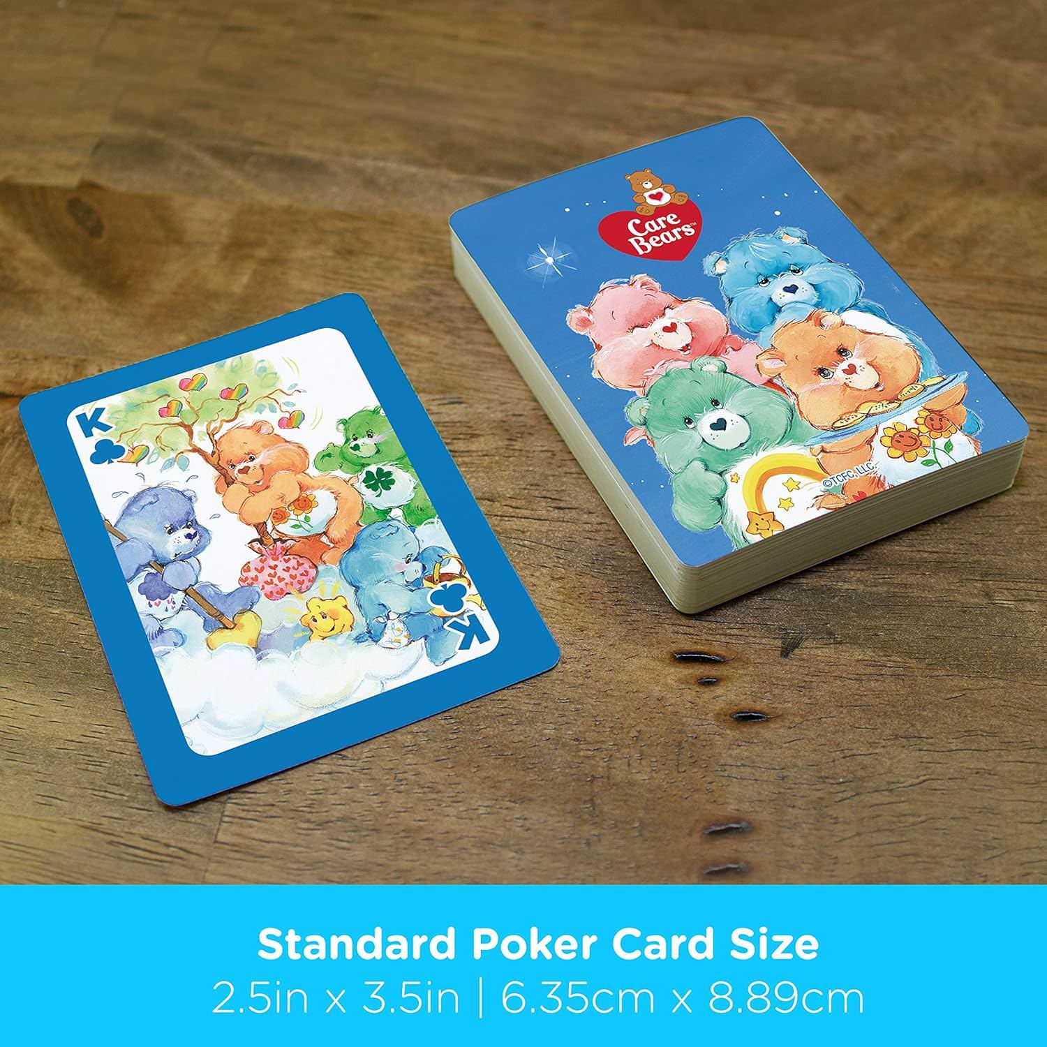 トランプ ケアベア Care Bears トランプ 高品質カード カラフルデザイン 公式ライセンス プレイングカード 心温まるキャラクター 多彩なゲーム対応 耐久性抜群 リネン仕上げ 52枚カードセット ジョーカー含む 6歳以上対象 