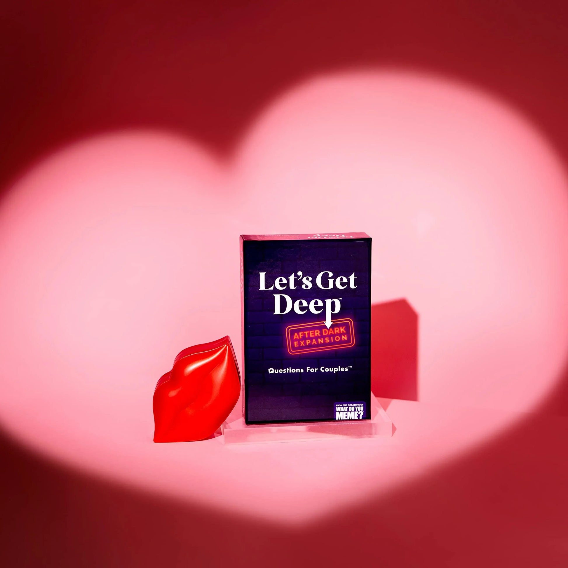 パーティゲーム Let's Get Deep After Dark 拡張パック メインゲーム連携 必要 17歳以上対象 150枚質問カード アイスブレーカー ディープ ディーパー レベル3 親密度向上 友人 カップル用 時間調整可能 大人向けゲーム 