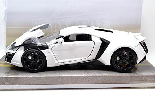 模型カー ライカン ハイパースポーツ Wモーターズ 1/24スケール ダイキャストモデル 純白ボディ 精巧デザイン シャープエッジ ラグジュアリーインテリア コレクション 贈り物 特別な輝き 高級スーパーカー 中東初 最高速度385km 最高出力780ps