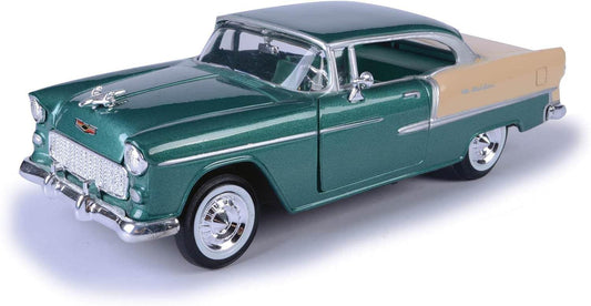 ミニカー 1955年式シボレー ベルエア 1/24スケールダイキャストモデルカー コレクターズアイテム GM製グリーンボディ クロームメッキバンパー丸み帯びたボディラインホイールキャップ再現